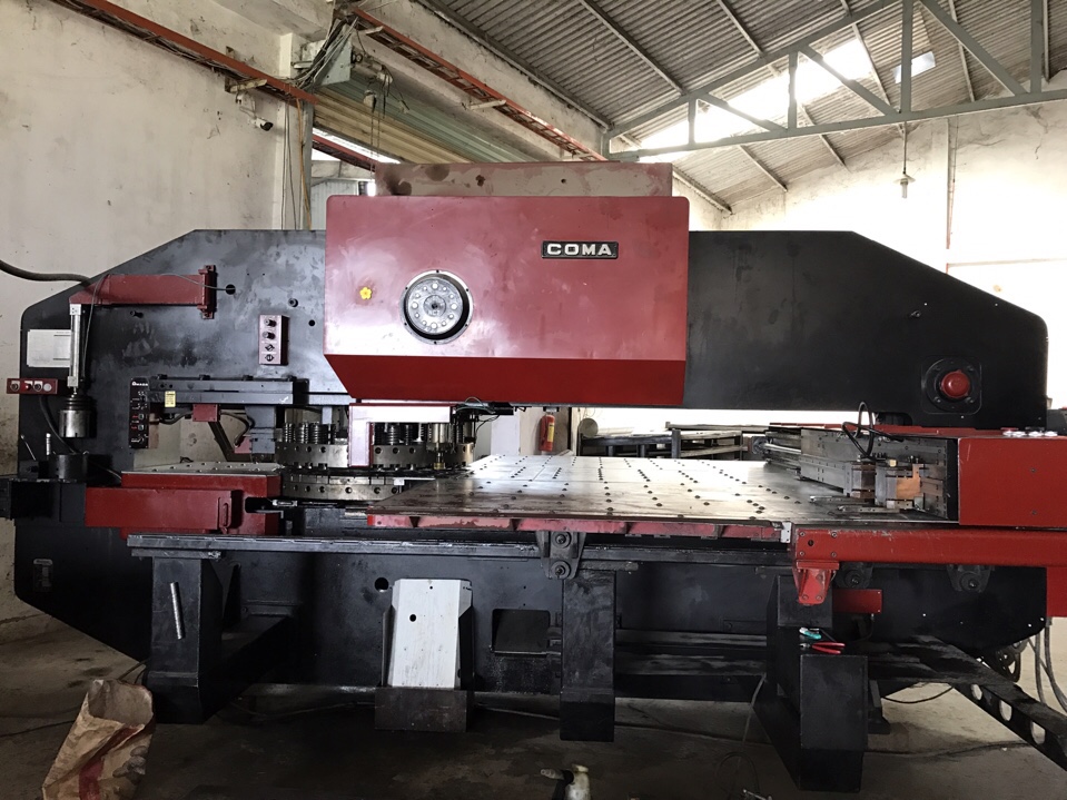máy đột dập cơ khí