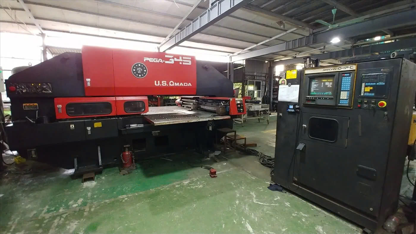 đột dập cnc