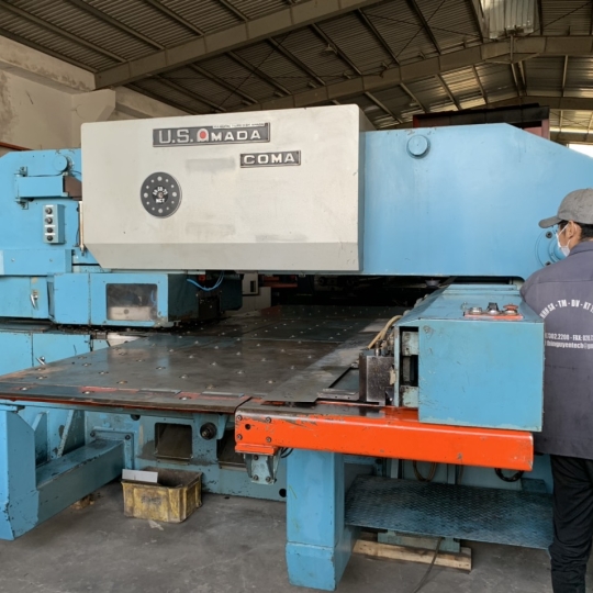 đột dập cnc